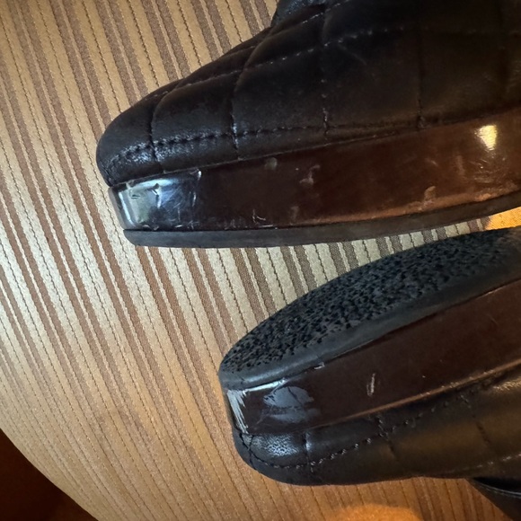 Worn Chanel clogs some scuffs - Picture 6 of 10